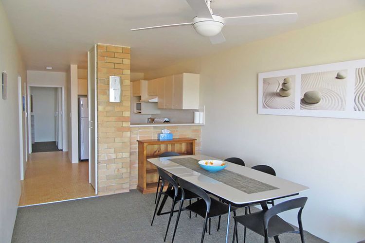 Collendina, 3/19 Kurrawa Close – position and water views