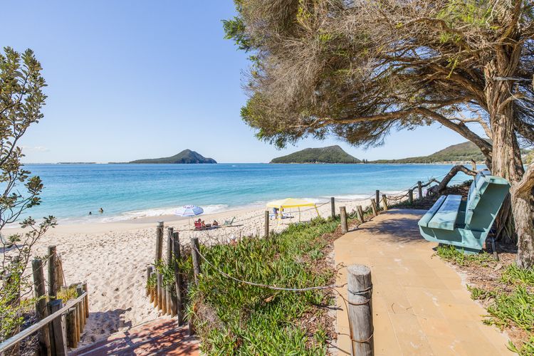Endeavour, 3/13 Ondine Cl – large three bedroom unit with filtered water views