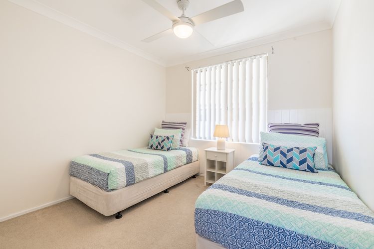 Endeavour, 3/13 Ondine Cl – large three bedroom unit with filtered water views