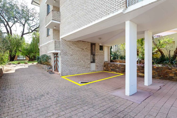 Endeavour, 3/13 Ondine Cl – large three bedroom unit with filtered water views