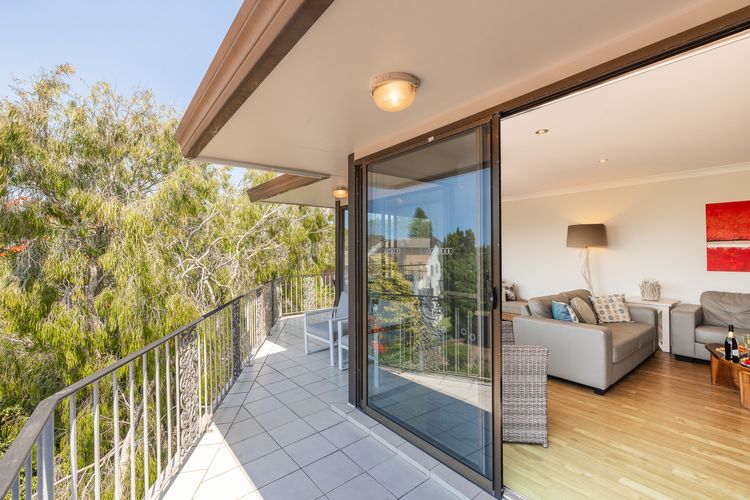 Endeavour, 3/13 Ondine Cl – large three bedroom unit with filtered water views