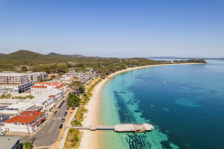 Endeavour, 3/13 Ondine Cl – large three bedroom unit with filtered water views
