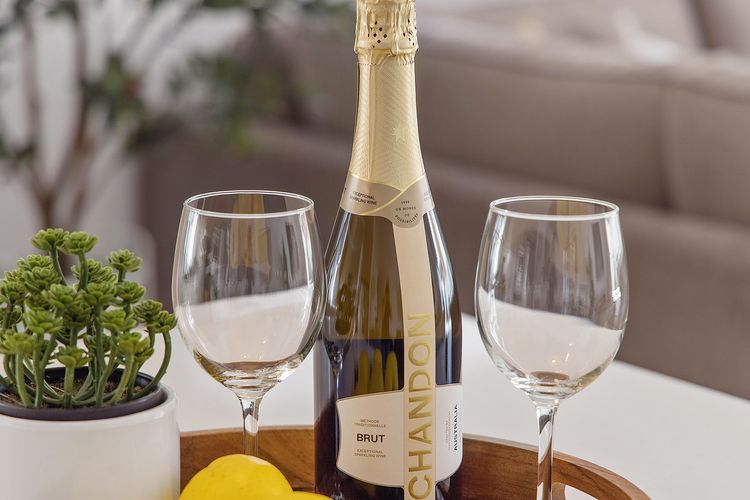 Hideaway 1, 3 Lillian St –  stunning water views