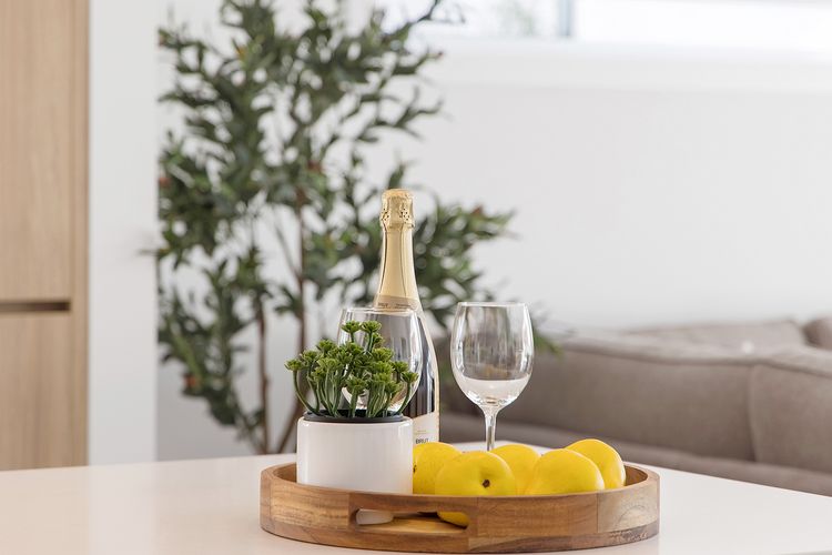 Hideaway 1, 3 Lillian St –  stunning water views