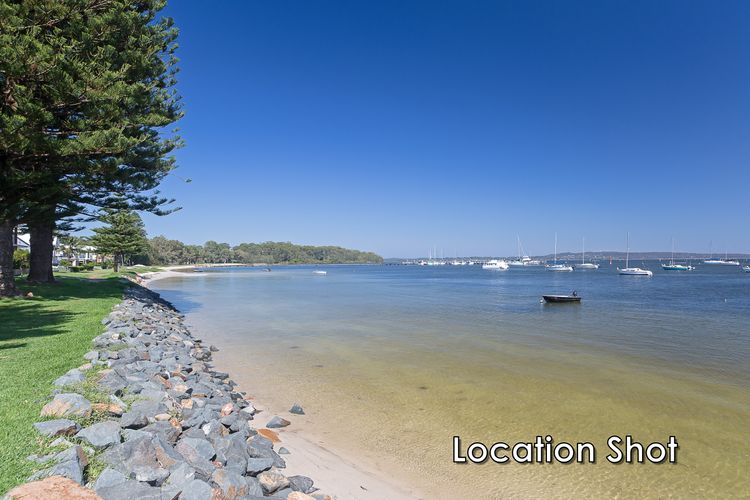Peninsula Waters, 3/2-4 Soldiers Point Rd – Beautiful Air Conditioned Unit with Pool, Lift & WIFI