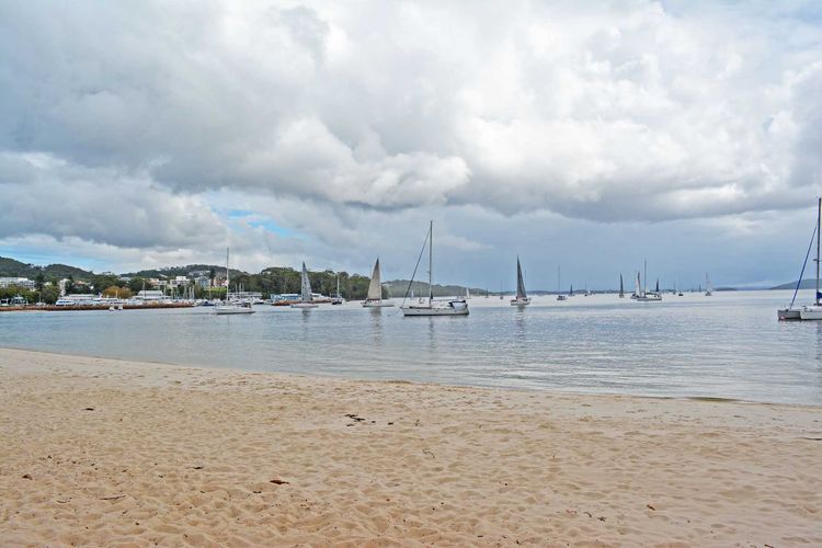 Sailfish, 3/46 Magnus Street – Unit with stunning water views and close to town