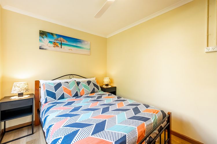 3 Tomaree Street – Spacious 4 bedroom house with air con situated in the heart of Nelson Bay