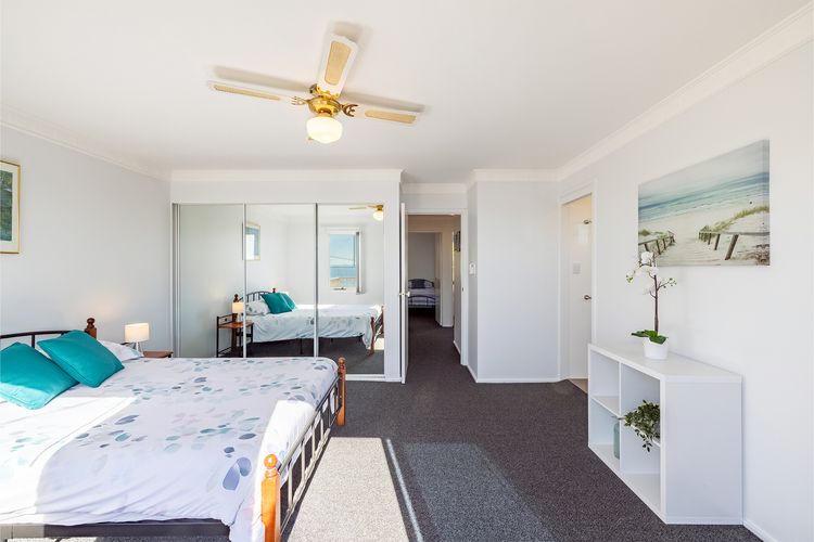 33 Gloucester St – Beautifully furnished house with stunning views and a pool