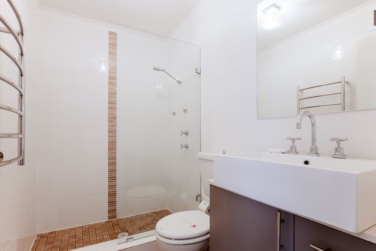 Bay Parklands, 34/2 Gowrie Avenue – Air con, WIFI, Views, Pool, Spa & Tennis Court