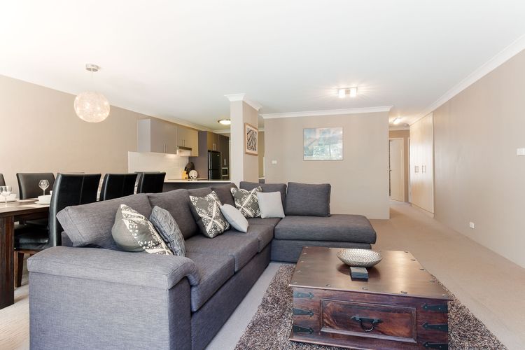Bay Parklands, 34/2 Gowrie Avenue – Air con, WIFI, Views, Pool, Spa & Tennis Court