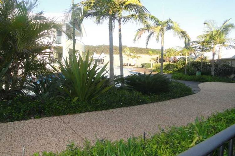 Pacific Blue 349/265 Sandy Point Road – fantastic pool