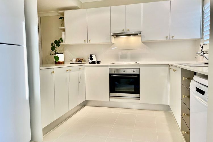 Pacific Blue 349/265 Sandy Point Road – fantastic pool