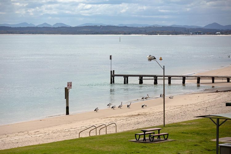 Collendina, 4/19 Kurrawa Close – fantastic water views and sea breezes