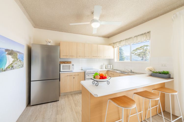 Shoal Towers, 1/11 Shoal Bay Road – Wi-Fi, Air Conditioning, fantastic unit across the road from beach