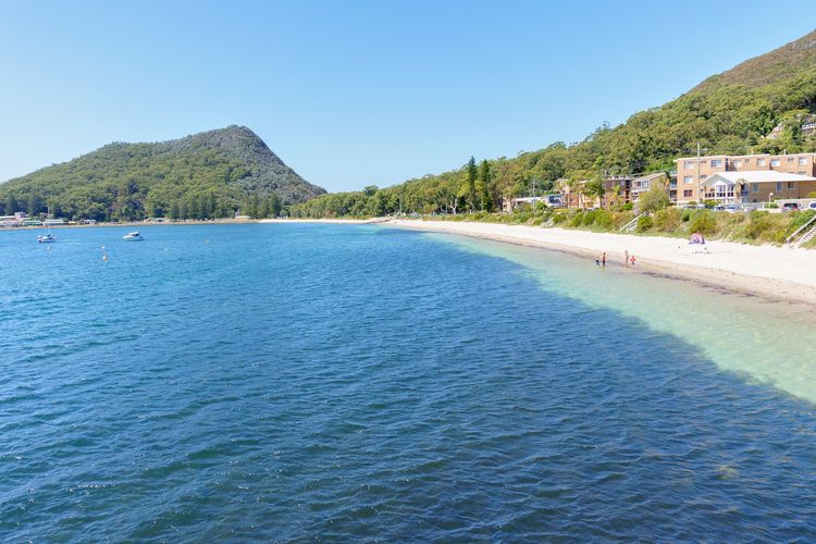 Shoal Towers, 1/11 Shoal Bay Road – Wi-Fi, Air Conditioning, fantastic unit across the road from beach