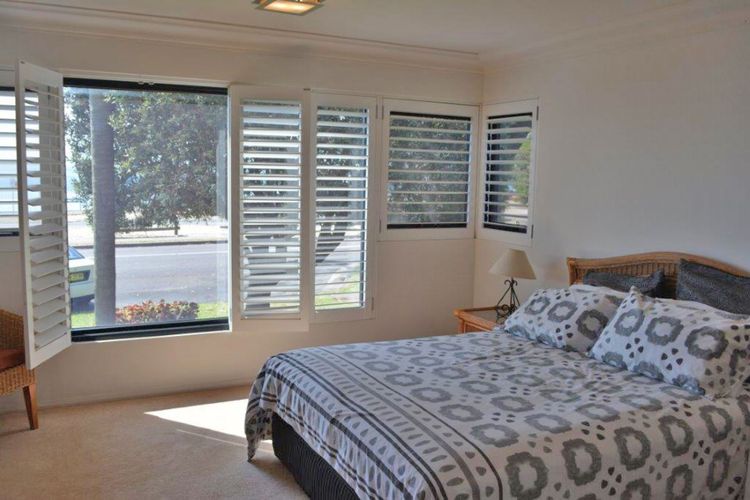 Florentine, 4/11 Columbia Close – spectacular views and air conditioning