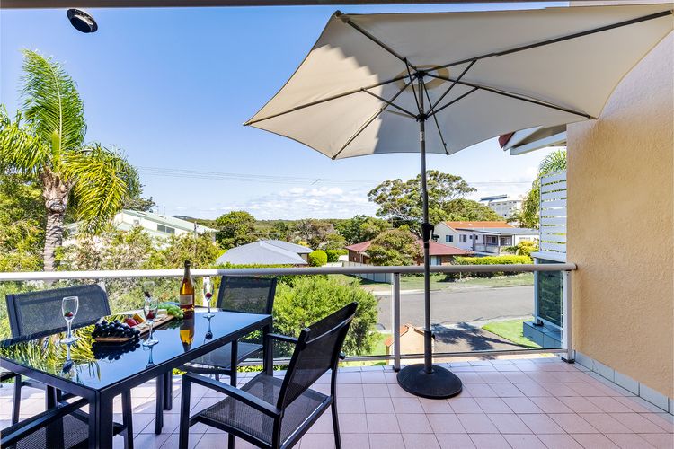 Frangipani, 4/30 Leonard Avenue – spacious townhouse
