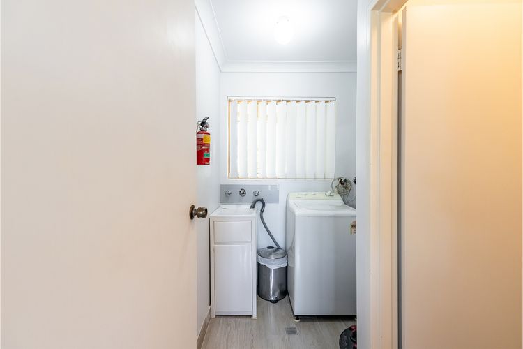 Frangipani, 4/30 Leonard Avenue – spacious townhouse