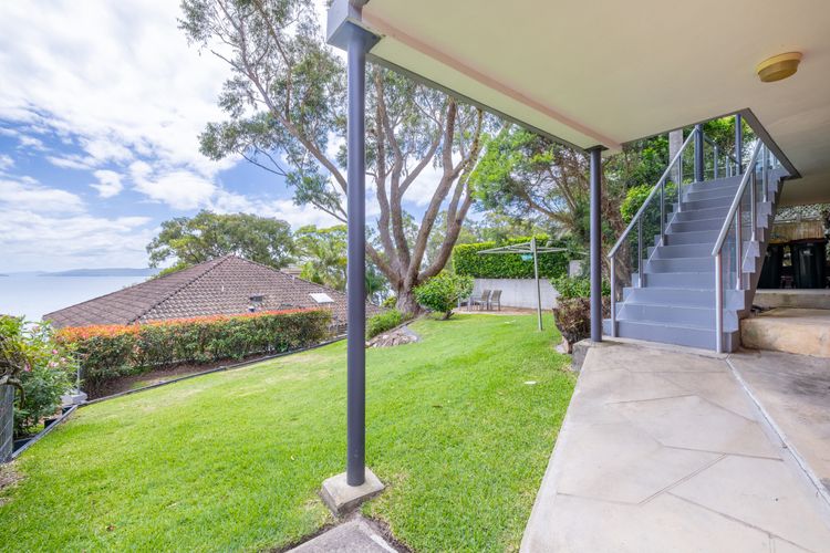 Sebastapol, 4/66 Thurlow Avenue – Unit with wonderful views across the bay