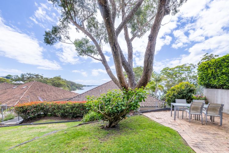 Sebastapol, 4/66 Thurlow Avenue – Unit with wonderful views across the bay