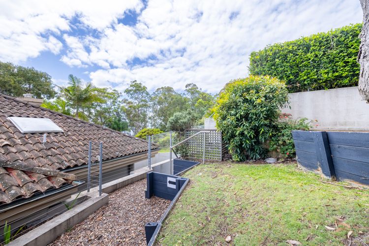 Sebastapol, 4/66 Thurlow Avenue – Unit with wonderful views across the bay