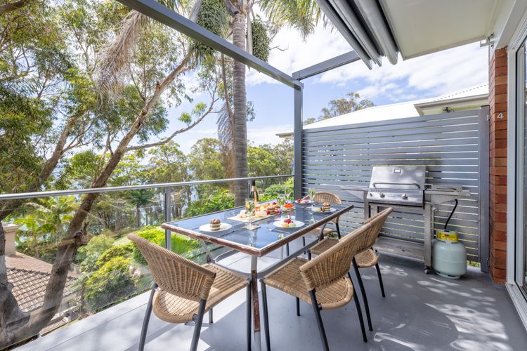 Sebastapol, 4/66 Thurlow Avenue – Unit with wonderful views across the bay