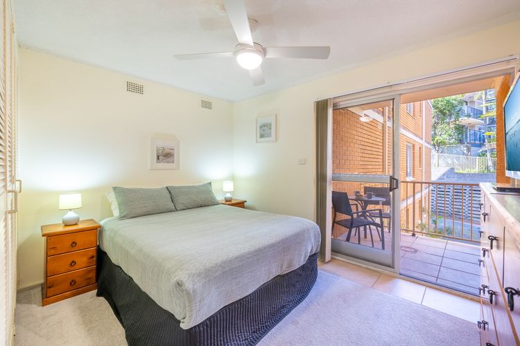Yarramundi, 4/47 Magnus Street – air conditioned unit with air con, wi-fi, water views and close to town