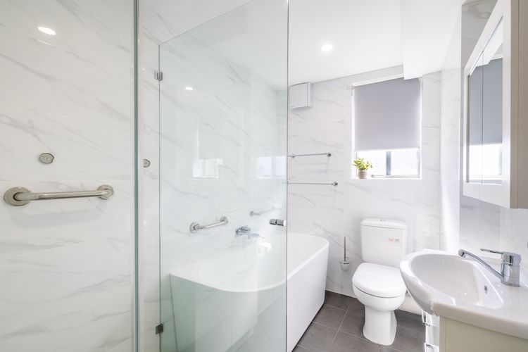 Yarramundi, 4/47 Magnus Street – air conditioned unit with air con, wi-fi, water views and close to town