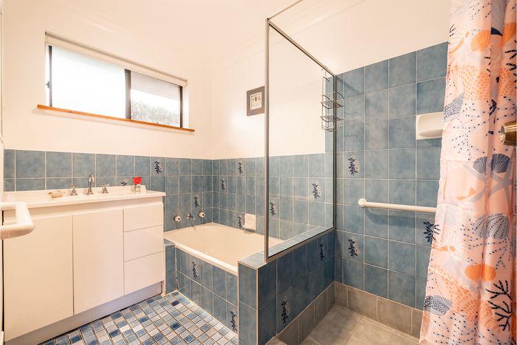 41 Leonard Avenue – Pet friendly, WIFI, boat parking & aircon