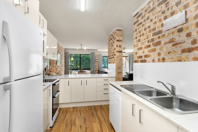 Bay Parklands, 44/2 Gowrie Ave – WIFI, Netflix, Air Con & Views