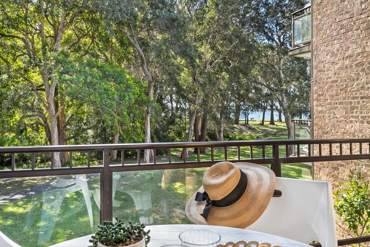 Bay Parklands, 44/2 Gowrie Ave – WIFI, Netflix, Air Con & Views