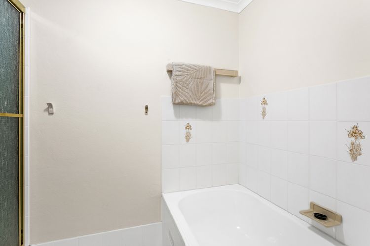 Bay Parklands, 44/2 Gowrie Ave – WIFI, Netflix, Air Con & Views