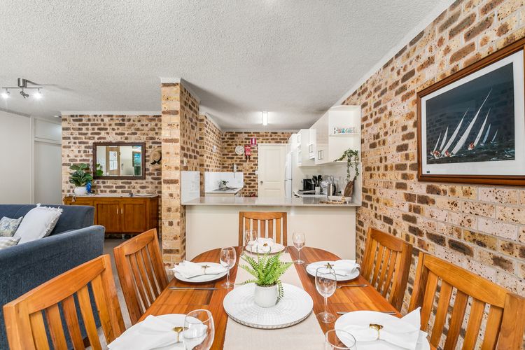 Bay Parklands, 44/2 Gowrie Ave – WIFI, Netflix, Air Con & Views