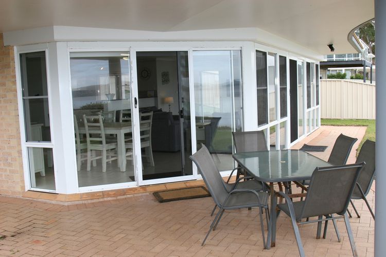 The Clippers, 1/131 Soldiers Point Road – fabulous waterfront unit