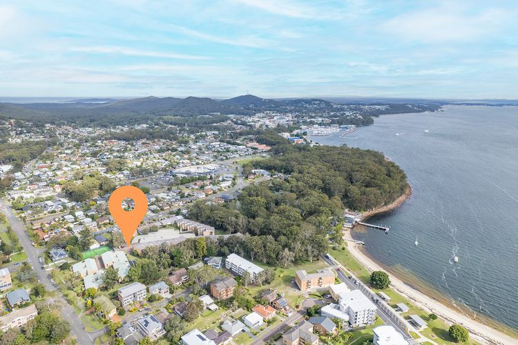 Bay Parklands, 49/2 Gowrie Ave – ducted aircon, WIFI, views, pool, tennis