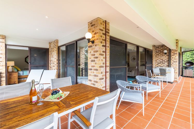 Bay Parklands, 49/2 Gowrie Ave – ducted aircon, WIFI, views, pool, tennis