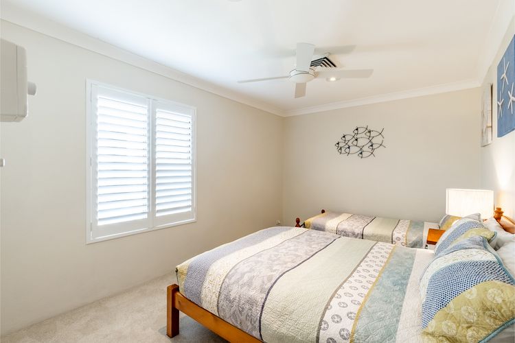 Bay Parklands, 49/2 Gowrie Ave – ducted aircon, WIFI, views, pool, tennis