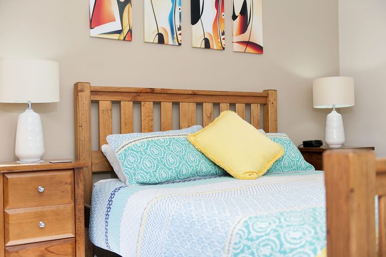 Bay Parklands, 49/2 Gowrie Ave – ducted aircon, WIFI, views, pool, tennis