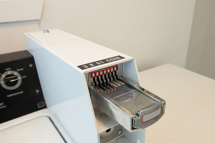 Bayside, 5/21 Victoria Parade – Unit in unbeatable location, with linen and bed making and air conditioning