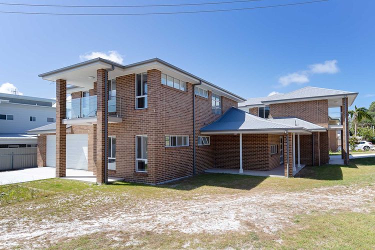 5 Bent Street – huge house with Foxtel & Aircon