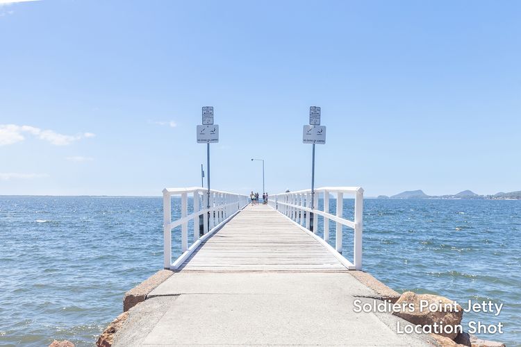 Casuarina’s, 5/33 Soldiers Point Road – superb waterfront unit