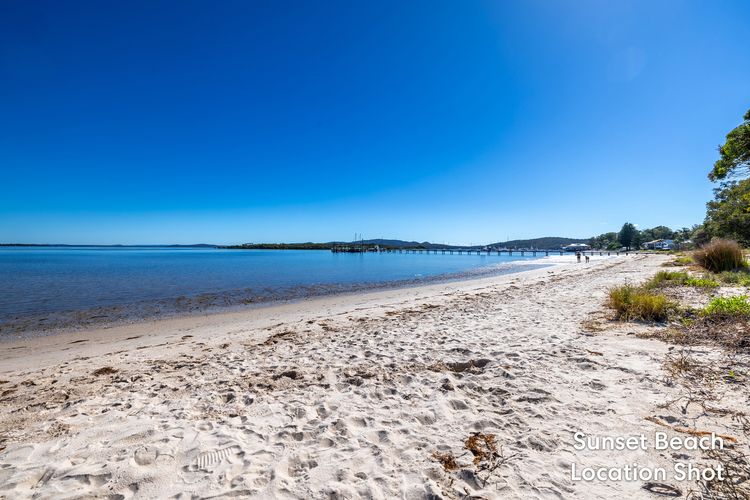 Casuarina’s, 5/33 Soldiers Point Road – superb waterfront unit