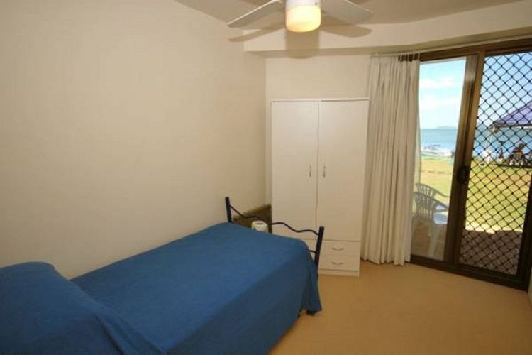 Harbourside, 5/3-7 Soldiers Point Road – ground floor waterfront unit