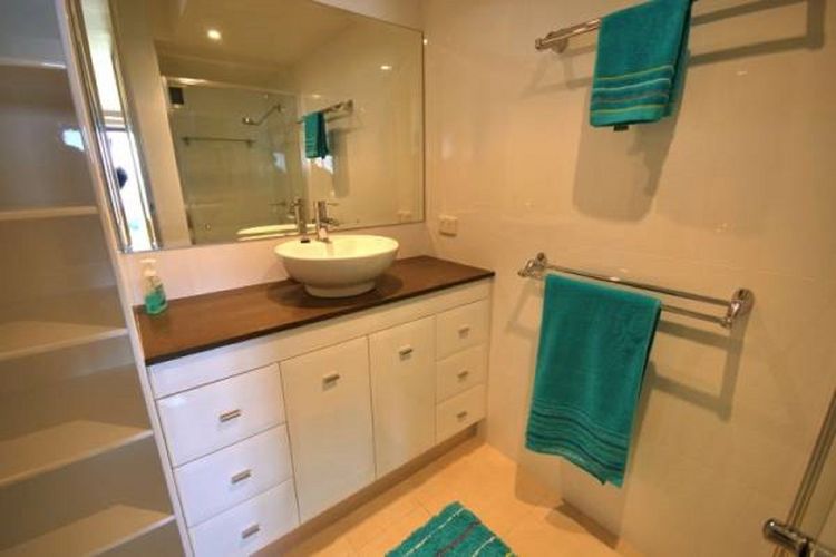 Harbourside, 5/3-7 Soldiers Point Road – ground floor waterfront unit