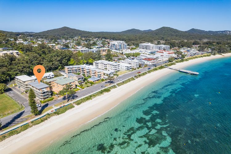 Shoal Towers, 5/11 Shoal Bay Rd – Air Conditioned + WIFI – fantastic location with water views