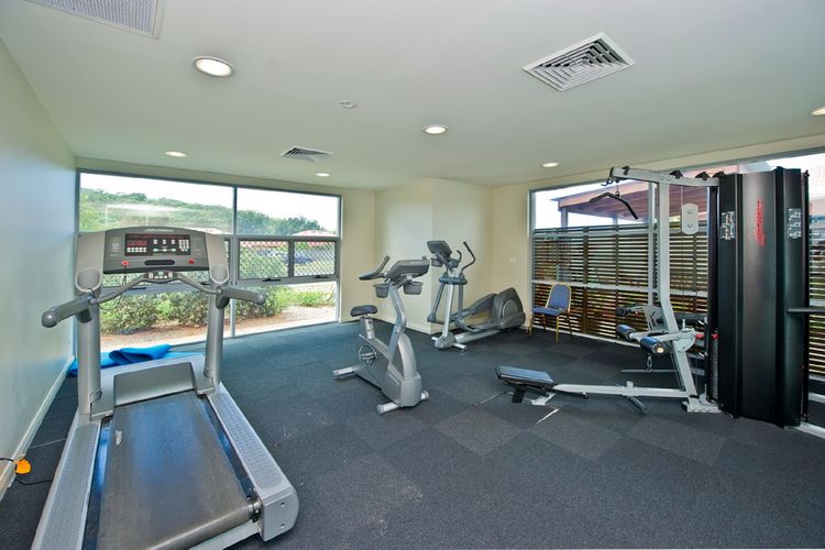 Pacific Blue  516/265 Sandy Point Road- private pool, aircon, WIFI