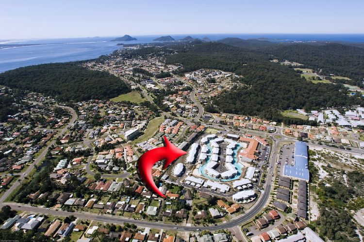 Pacific Blue  516/265 Sandy Point Road- private pool, aircon, WIFI
