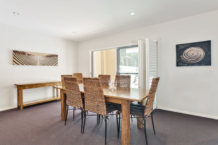 Pacific Blue  516/265 Sandy Point Road- private pool, aircon, WIFI
