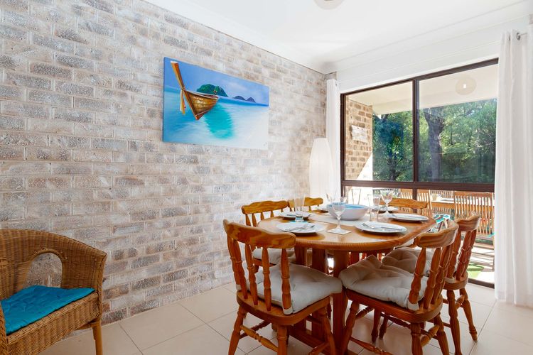 Bay Parklands, 54/2 Gowrie Avenue – air con, wifi, pool, tennis court,child friendly