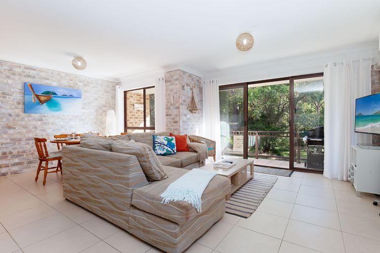 Bay Parklands, 54/2 Gowrie Avenue – air con, wifi, pool, tennis court,child friendly